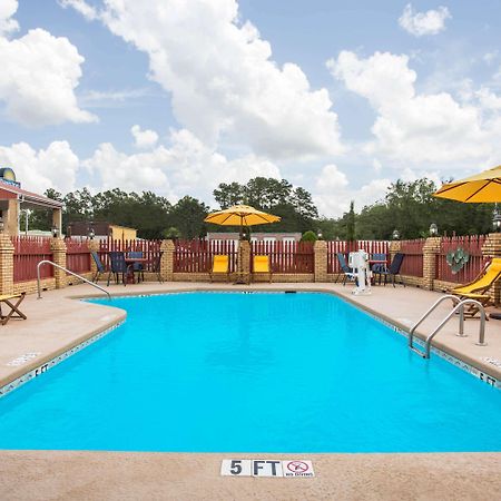 Days Inn By Wyndham Lake City Exterior foto
