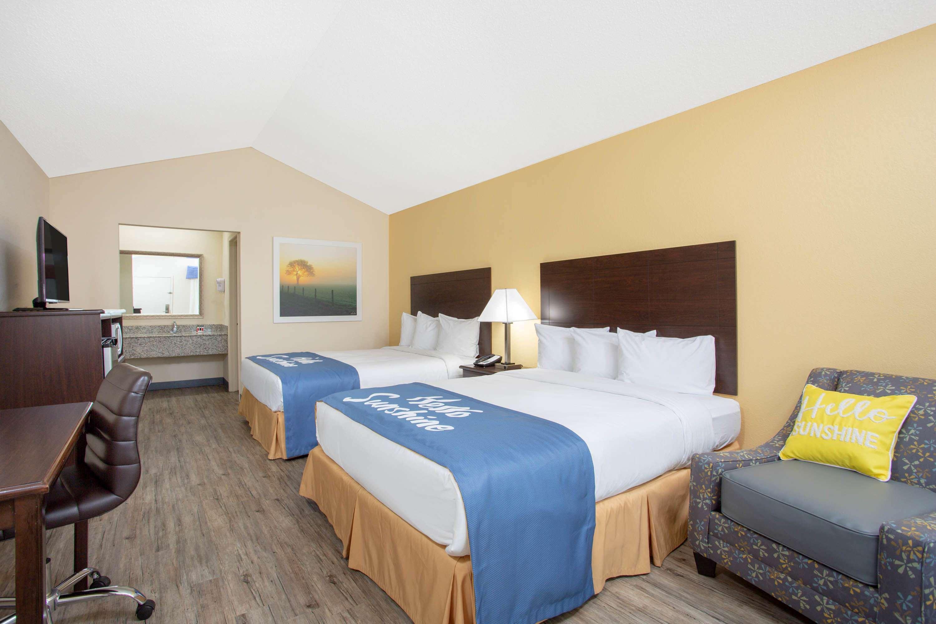 Days Inn By Wyndham Lake City Exterior foto
